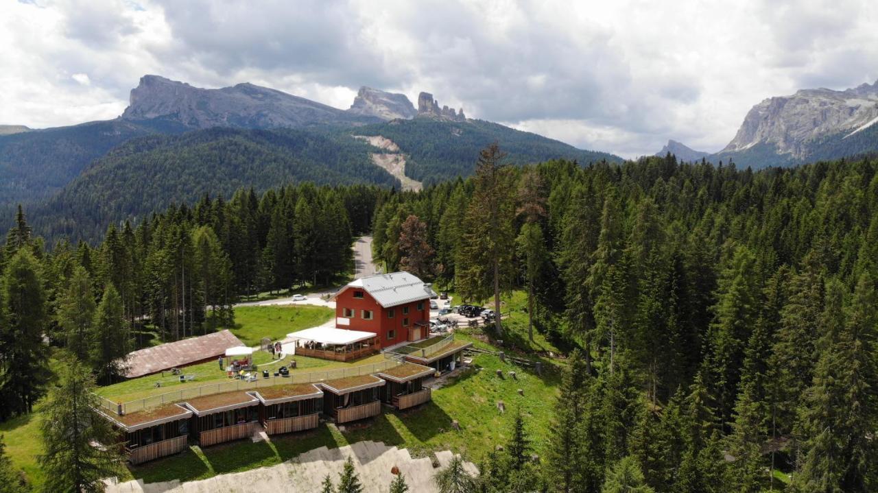 La Locanda Del Cantoniere - Ciasa Vervei Cortina dʼAmpezzo Extérieur photo
